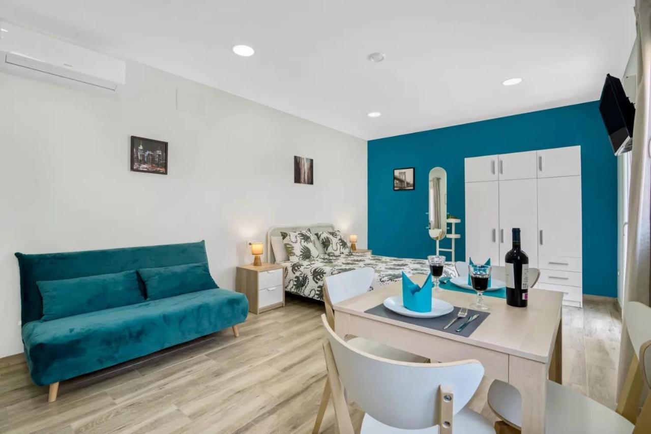 Umihouse Apartamentos Centro Alicante Luaran gambar