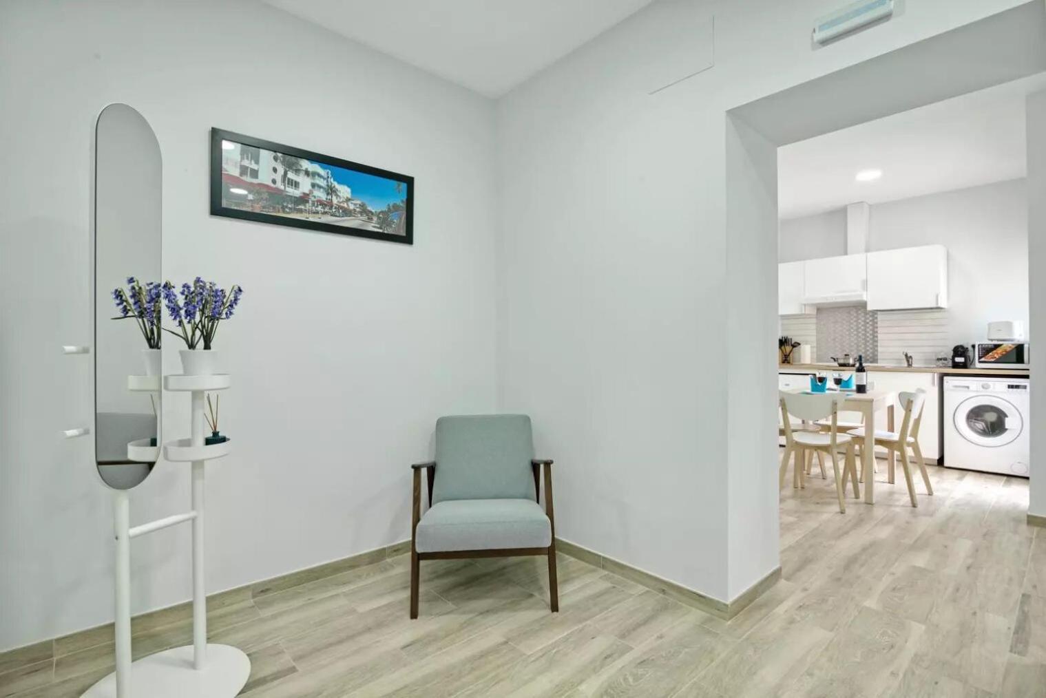 Umihouse Apartamentos Centro Alicante Luaran gambar
