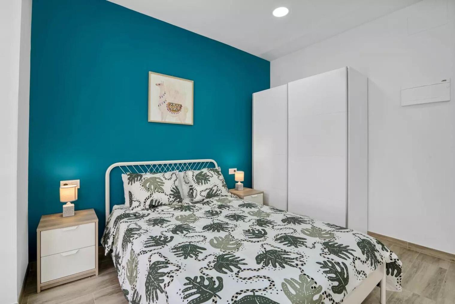 Umihouse Apartamentos Centro Alicante Luaran gambar