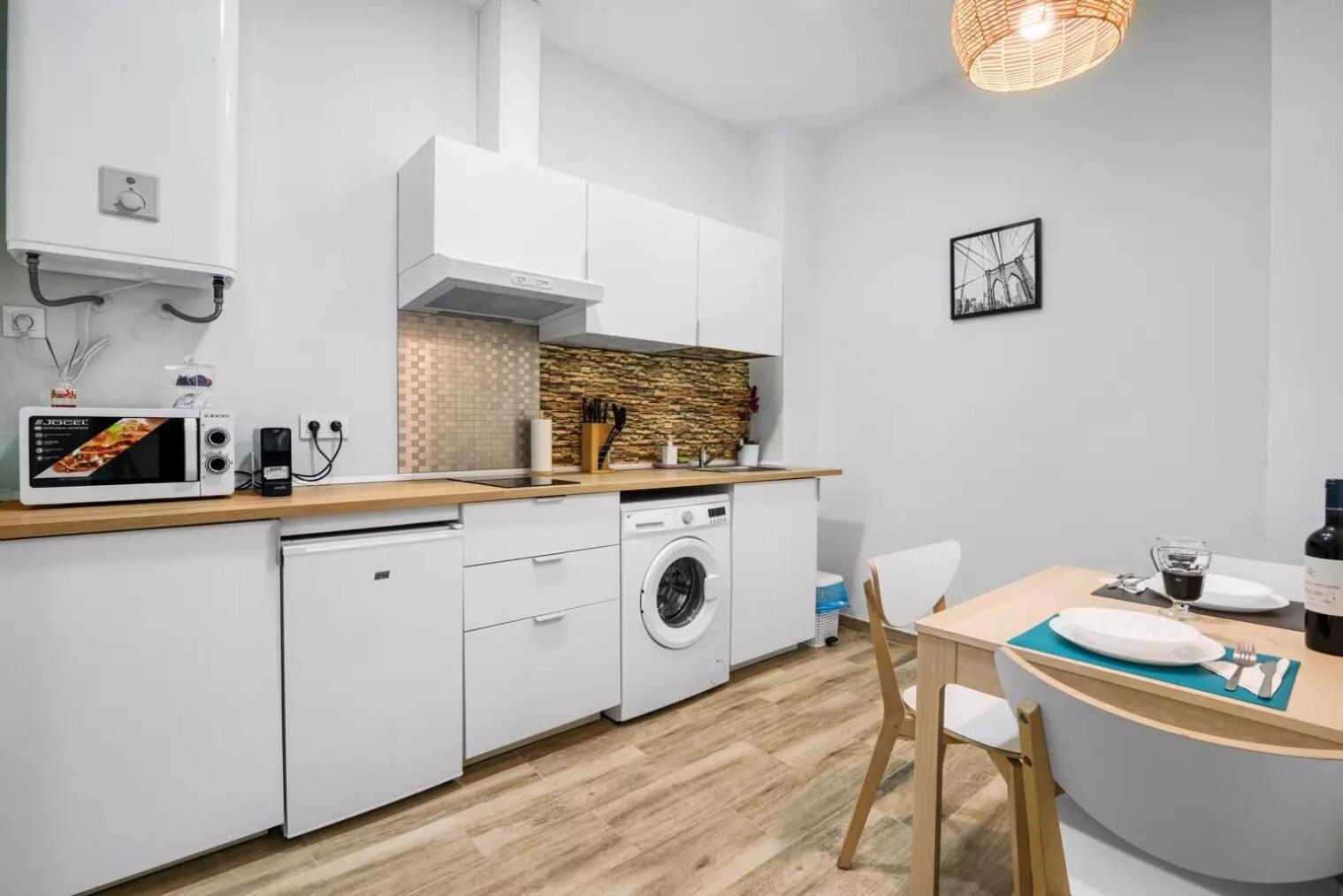 Umihouse Apartamentos Centro Alicante Luaran gambar